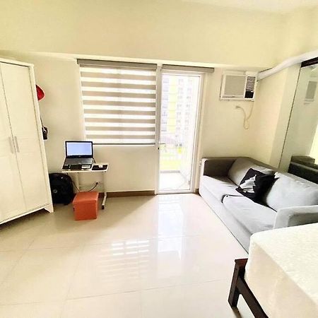 Field Residences Paranaque City Bagian luar foto