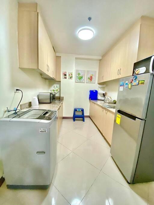 Field Residences Paranaque City Bagian luar foto